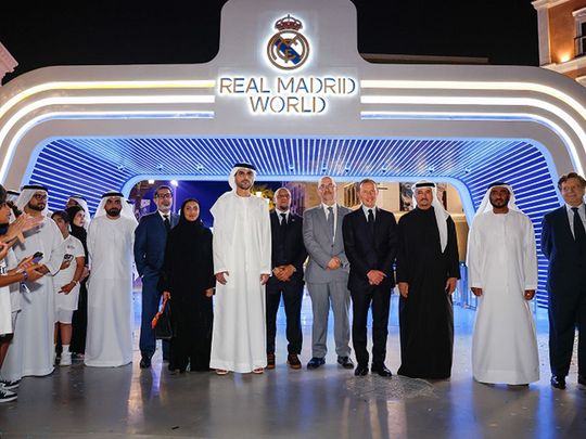 Real Madrid World Park inauguration ceremony with Roberto Carlos and Emilio Butragueño_image 4