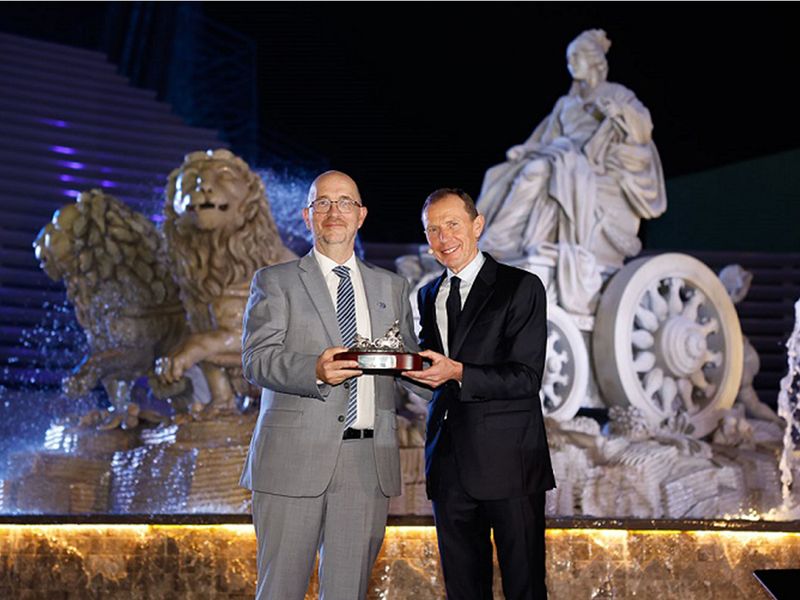 Real Madrid World Park inauguration ceremony with Roberto Carlos and Emilio Butragueño_image 6