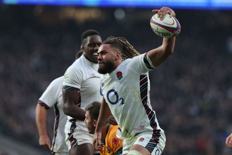 SPO_241115 ENGLAND RUGBY1-1731680335635