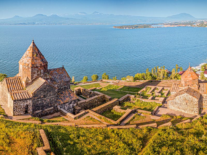 SU_241122_Thrill&Chill Travel_Armenia_Sevanavank Monastery_web