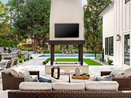 outdoor tv