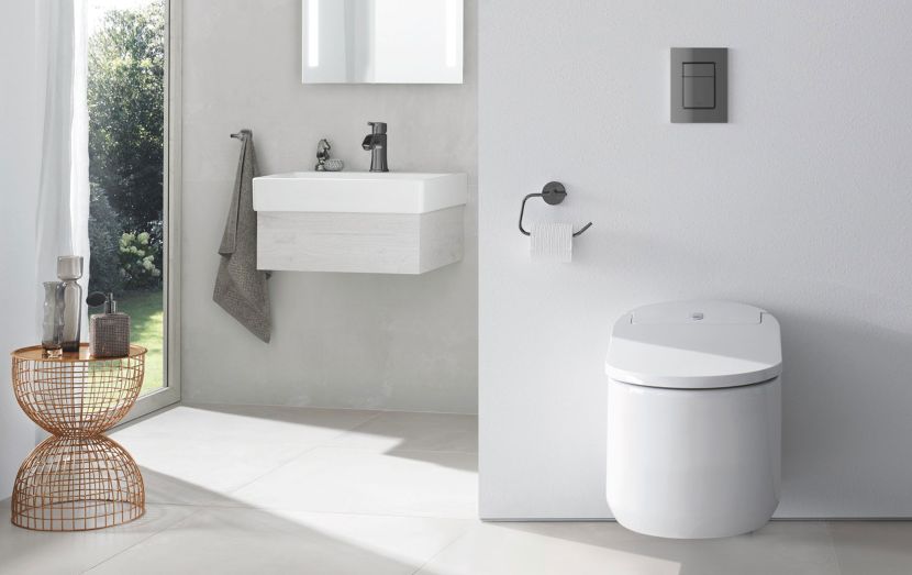 The Sensia Arena commode offers personalised hygienic comfort