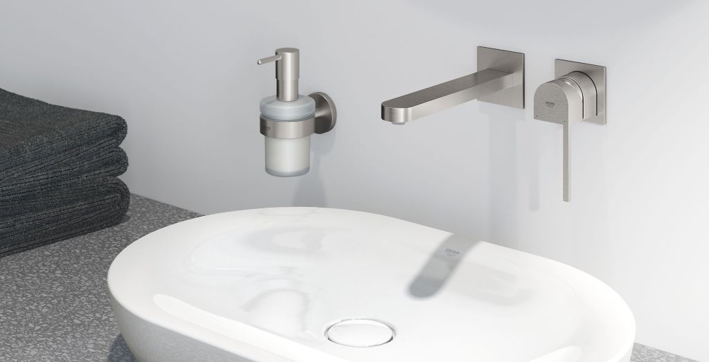 GROHE's contemporary Plus basin and faucet range